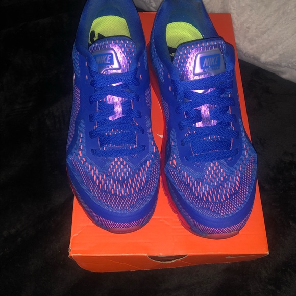 Flash Sale!!! Major Price Drop!! Nike Air Max 2014 - Picture 1 of 5